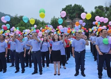 鐵騎力士24周年慶放飛夢想儀式