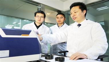 【媒體報道】馮光德:“鐵心”譜出的人生“三部曲”